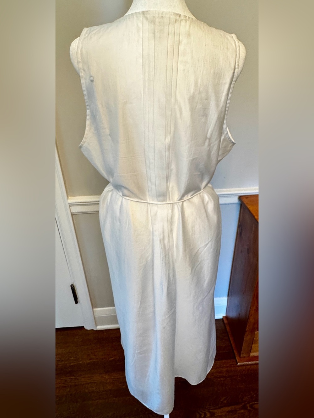 Banana Republic White Organza Sleeveless Midi Dress with Tie Waist - Picture 2 of 8
